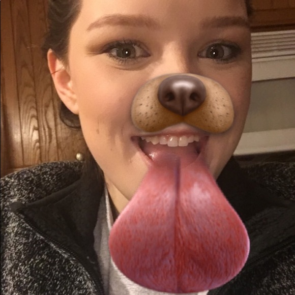 Meet your Posher, Caitlyn - Picture 1 of 1